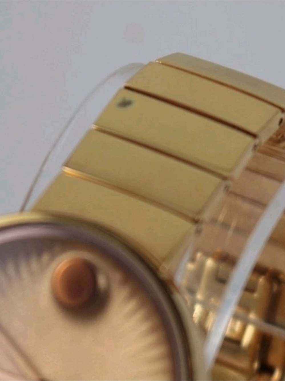 Movado Watch ROSE GOLD EDGE $995 - Picture 6 of 12